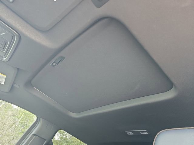 Used 2024 Chevrolet Silverado 2500 High Country w/ Technology Package image 17