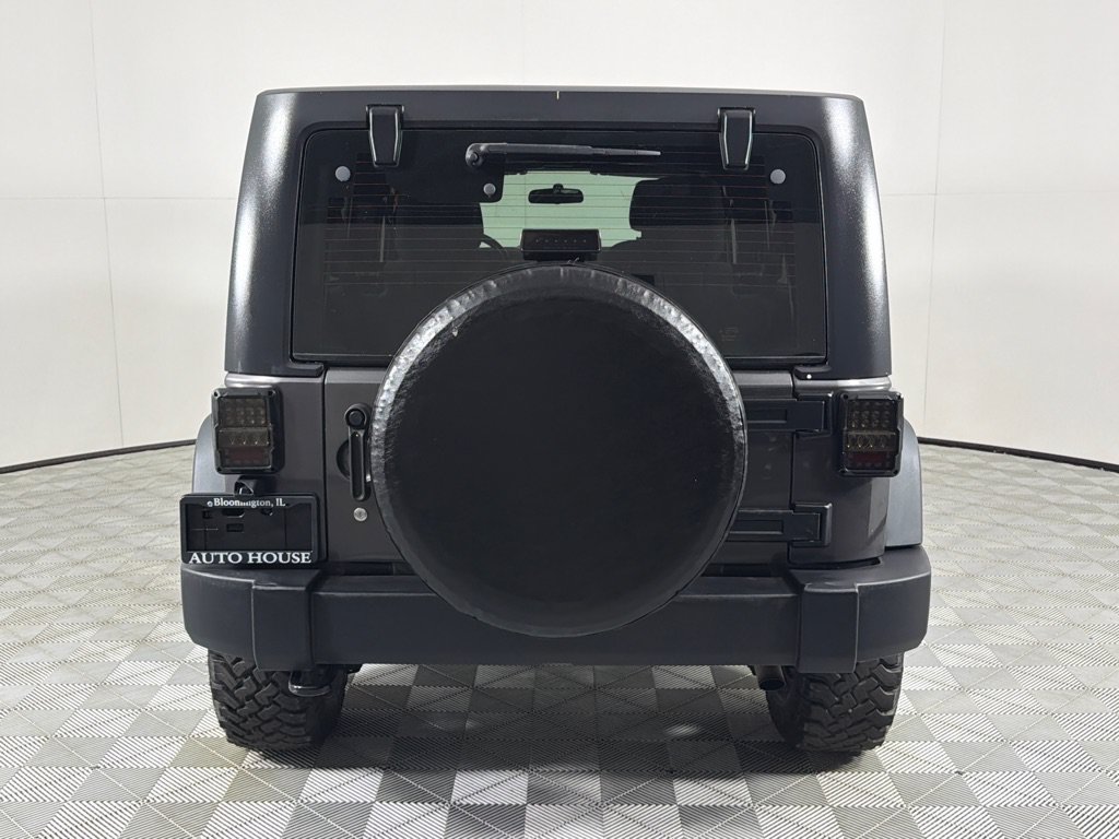 Used 2014 Jeep Wrangler Unlimited Sport w/ Connectivity Group AWD/4WD image 6