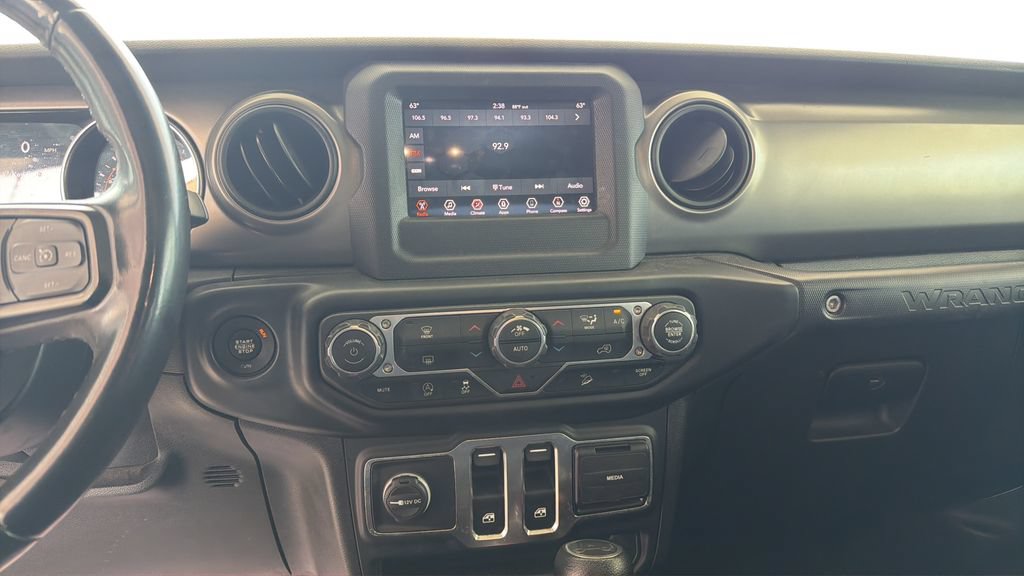 Used 2020 Jeep Wrangler Sport AWD/4WD image 8