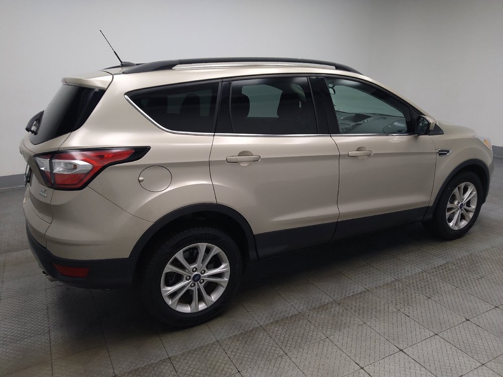 Used 2018 Ford Escape SE FWD image 10