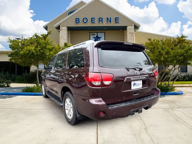 Used 2019 Toyota Sequoia SR5 w/ Premium Package image 3
