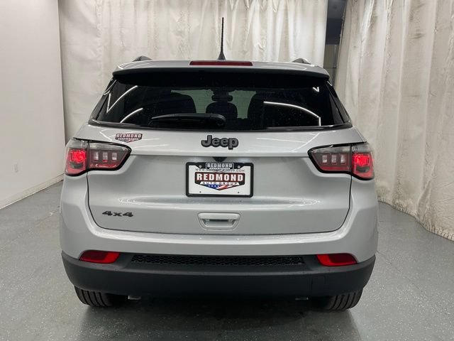 New 2026 Jeep Compass Latitude AWD/4WD image 6