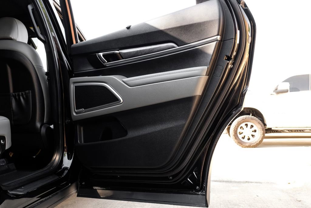 Used 2023 Kia Telluride EX X-Line image 53