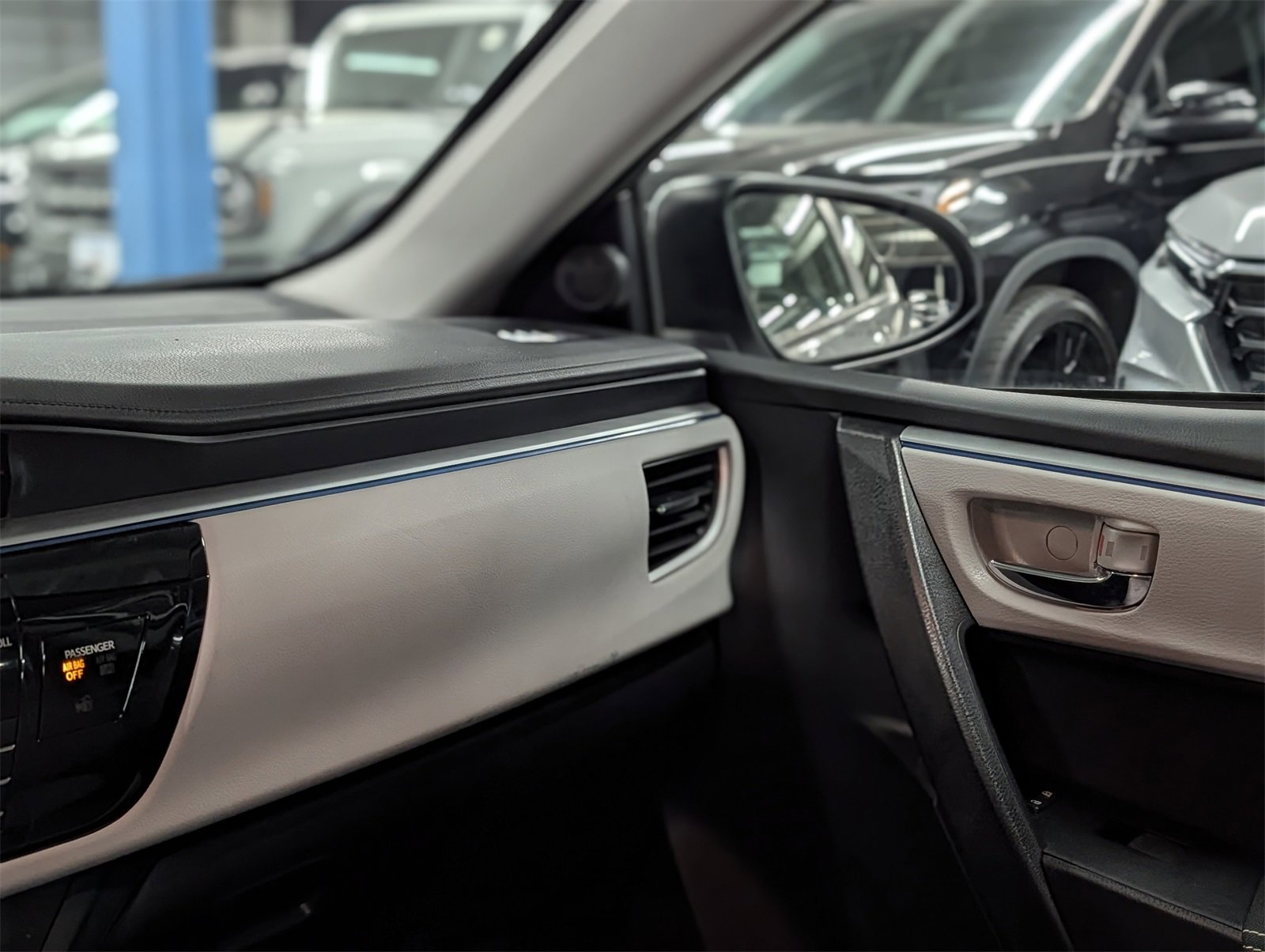 Used 2016 Toyota Corolla S image 20