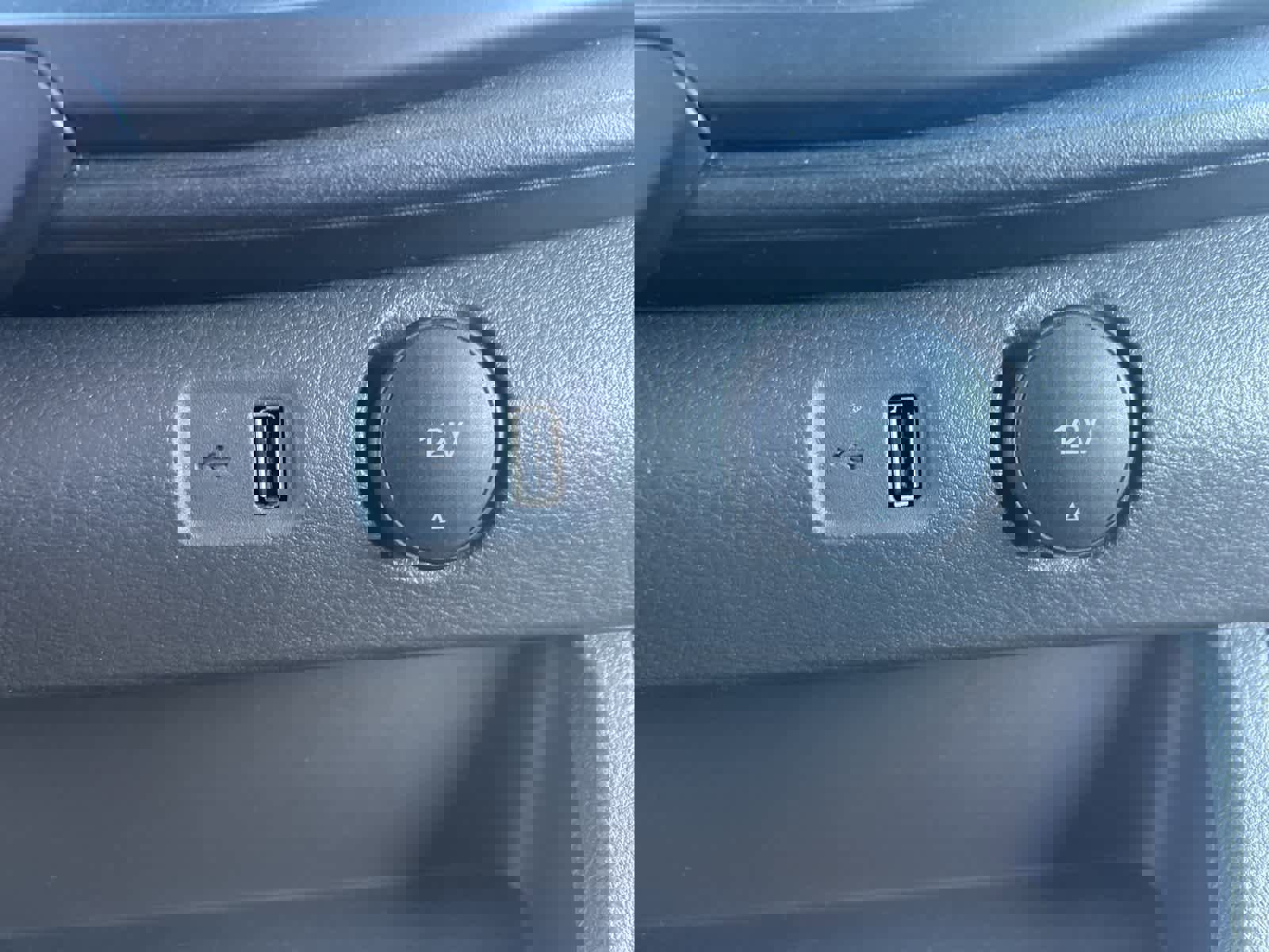 Used 2024 Ford Transit 250 Low Roof w/ Exterior Upgrade Package image 44