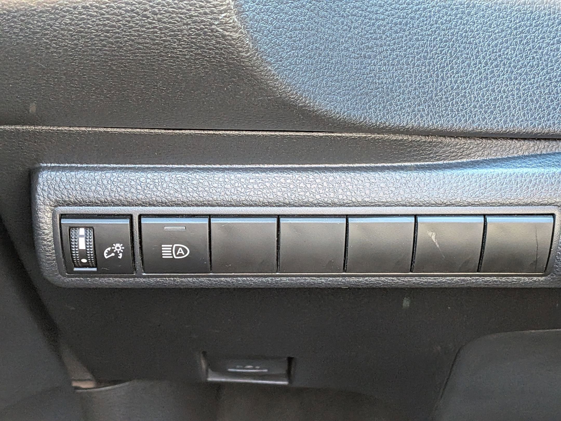 Used 2024 Toyota Corolla LE image 17