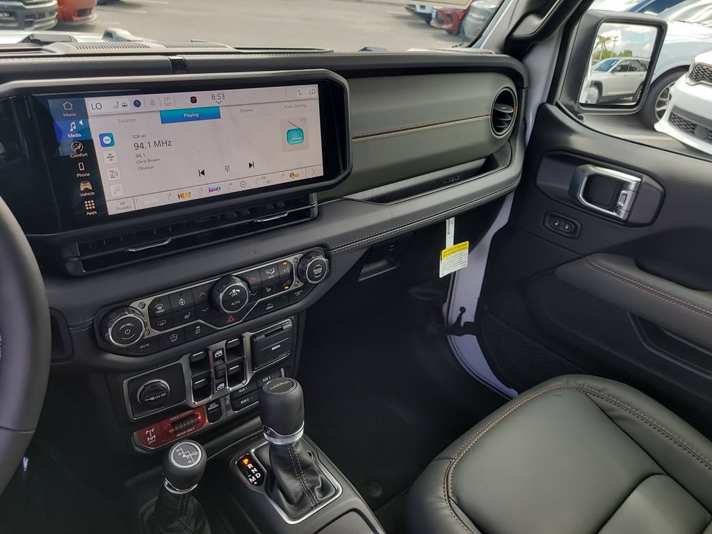New 2026 Jeep Gladiator Mojave AWD/4WD image 23
