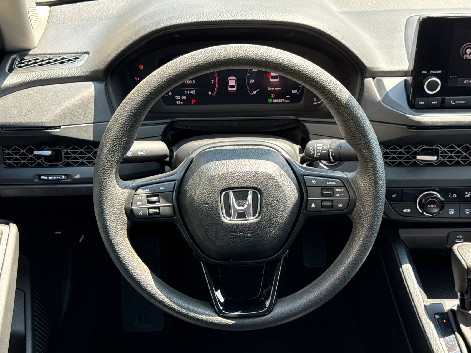 Used 2025 Honda Accord SE image 23
