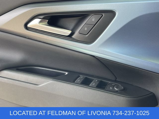 Certified 2024 Chevrolet Equinox EV LT FWD image 22