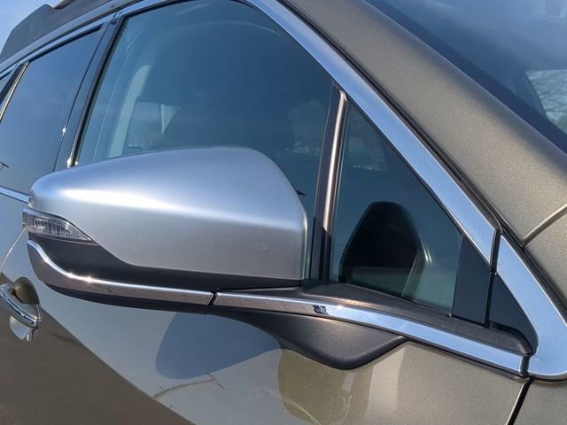 Used 2022 Subaru Outback Touring image 11