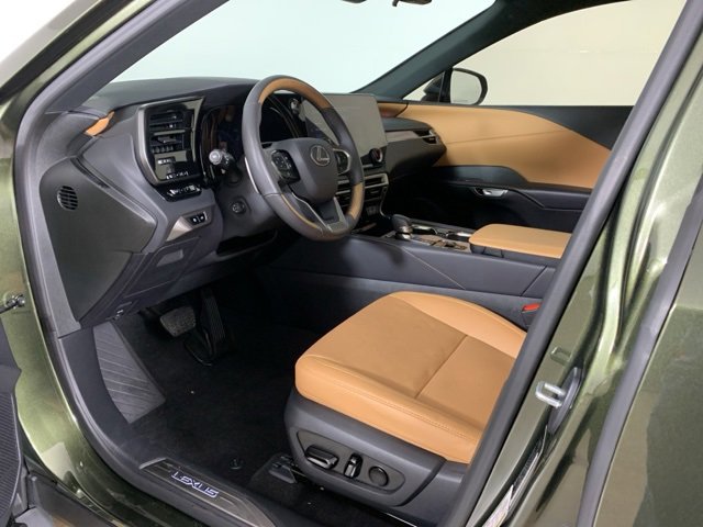 Used 2024 Lexus RX 350 Premium Plus w/ Convenience Package image 21