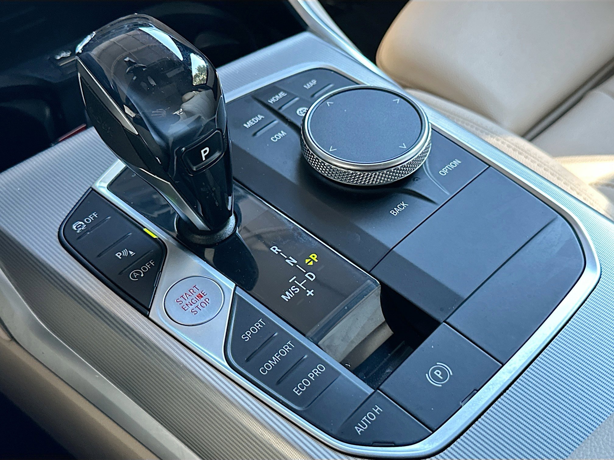 Used 2020 BMW 330i Sedan w/ Convenience Package image 17