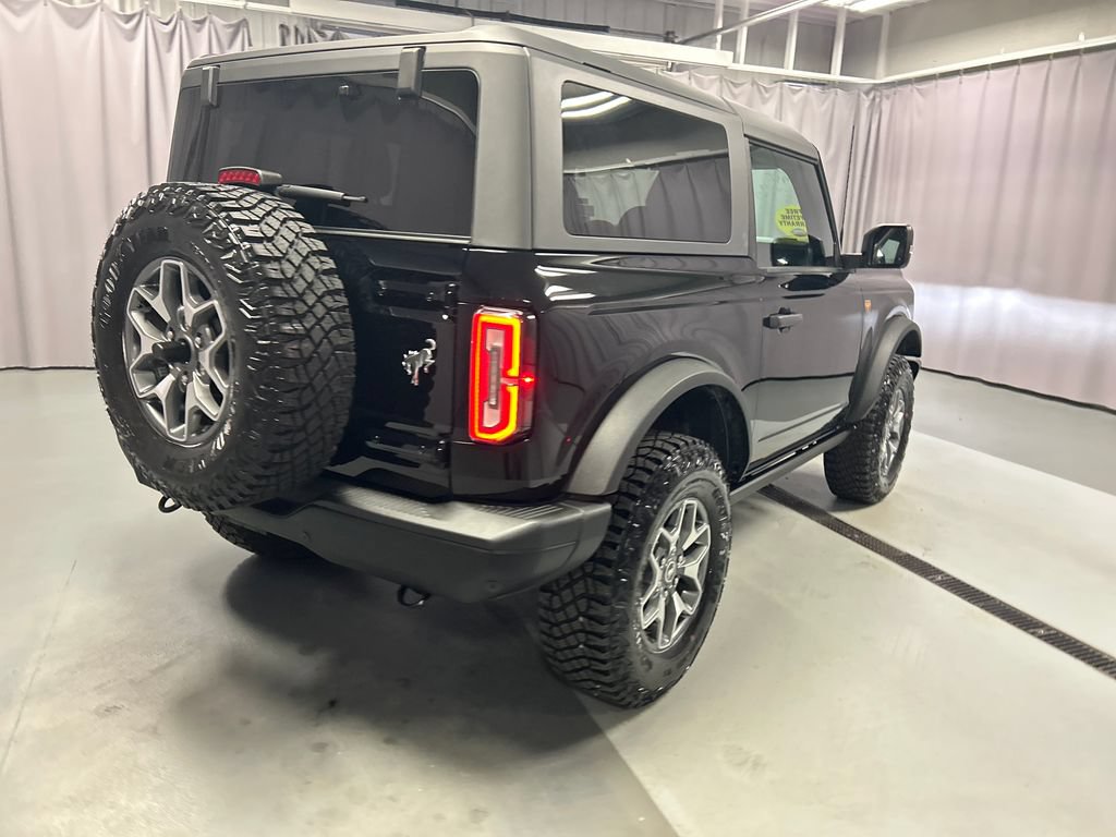 Used 2025 Ford Bronco Badlands AWD/4WD image 7