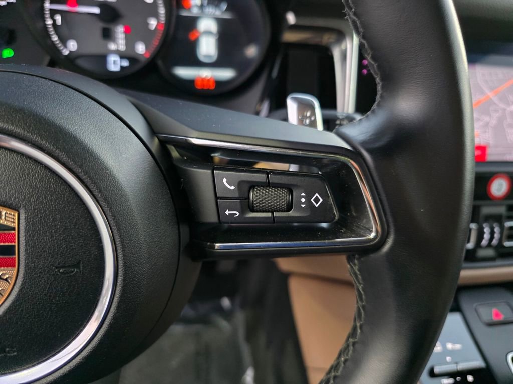 Used 2024 Porsche Macan S image 20