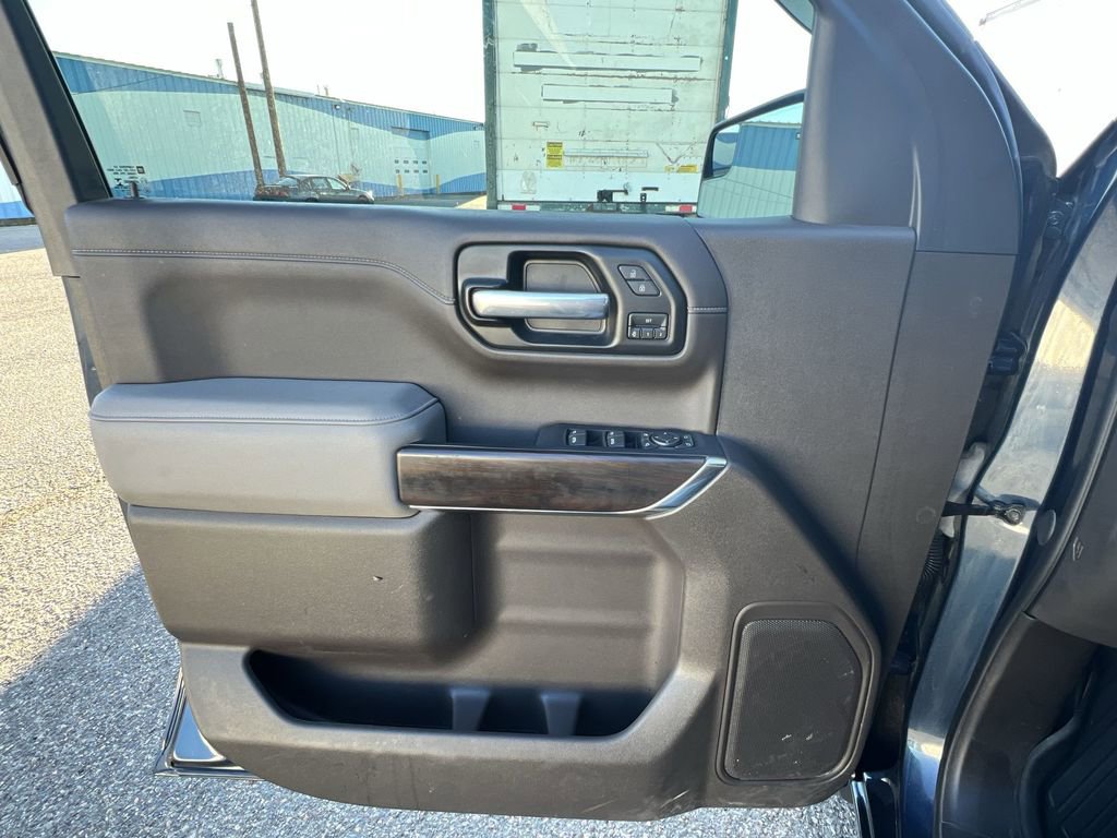 Certified 2022 GMC Sierra 1500 SLT w/ SLT Convenience Package image 21