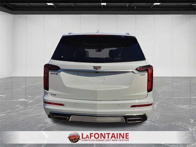 Used 2024 Cadillac XT6 Premium Luxury w/ Technology Package image 4