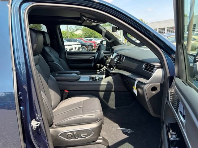 New 2026 Jeep Grand Wagoneer Limited AWD/4WD image 29