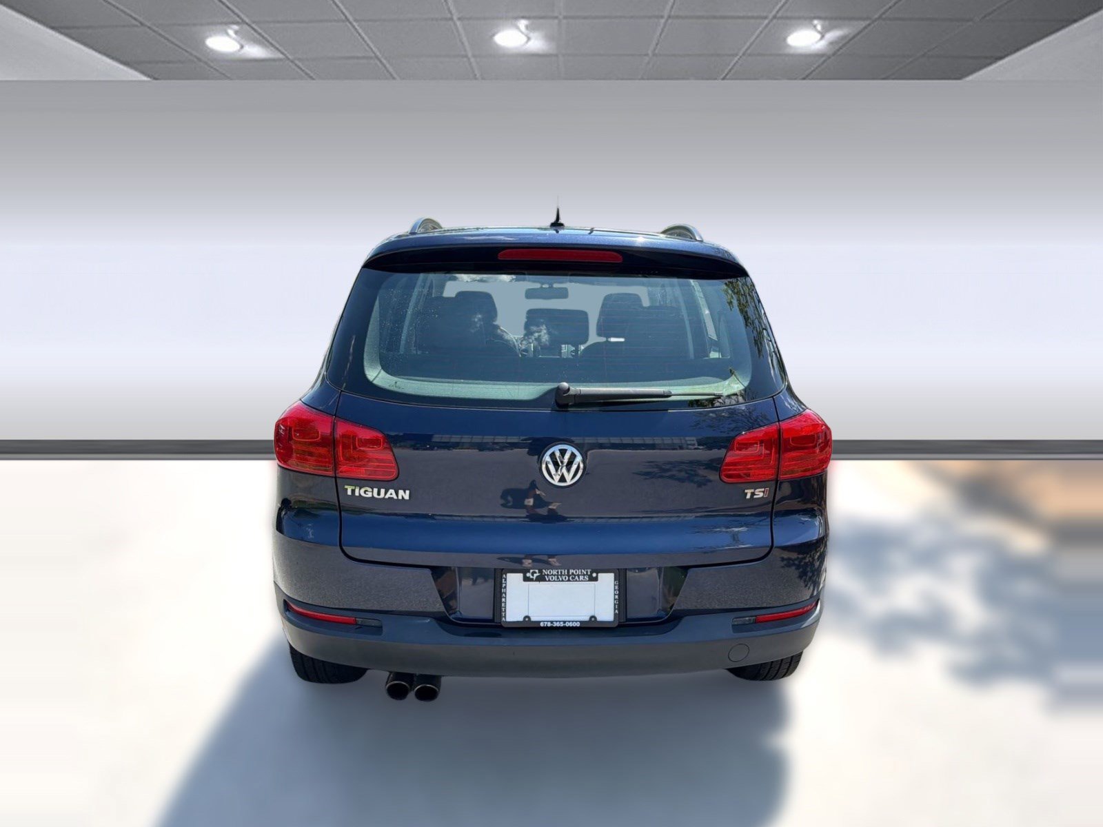Used 2016 Volkswagen Tiguan S FWD image 10