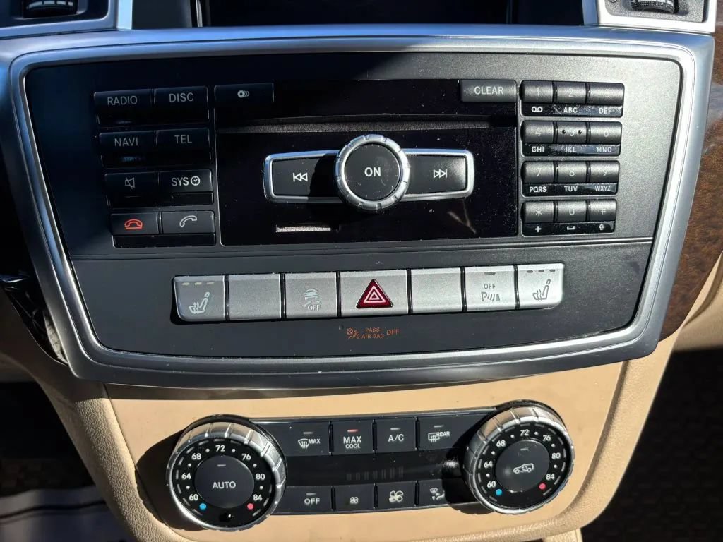 Used 2014 Mercedes-Benz GL 450 4MATIC image 26