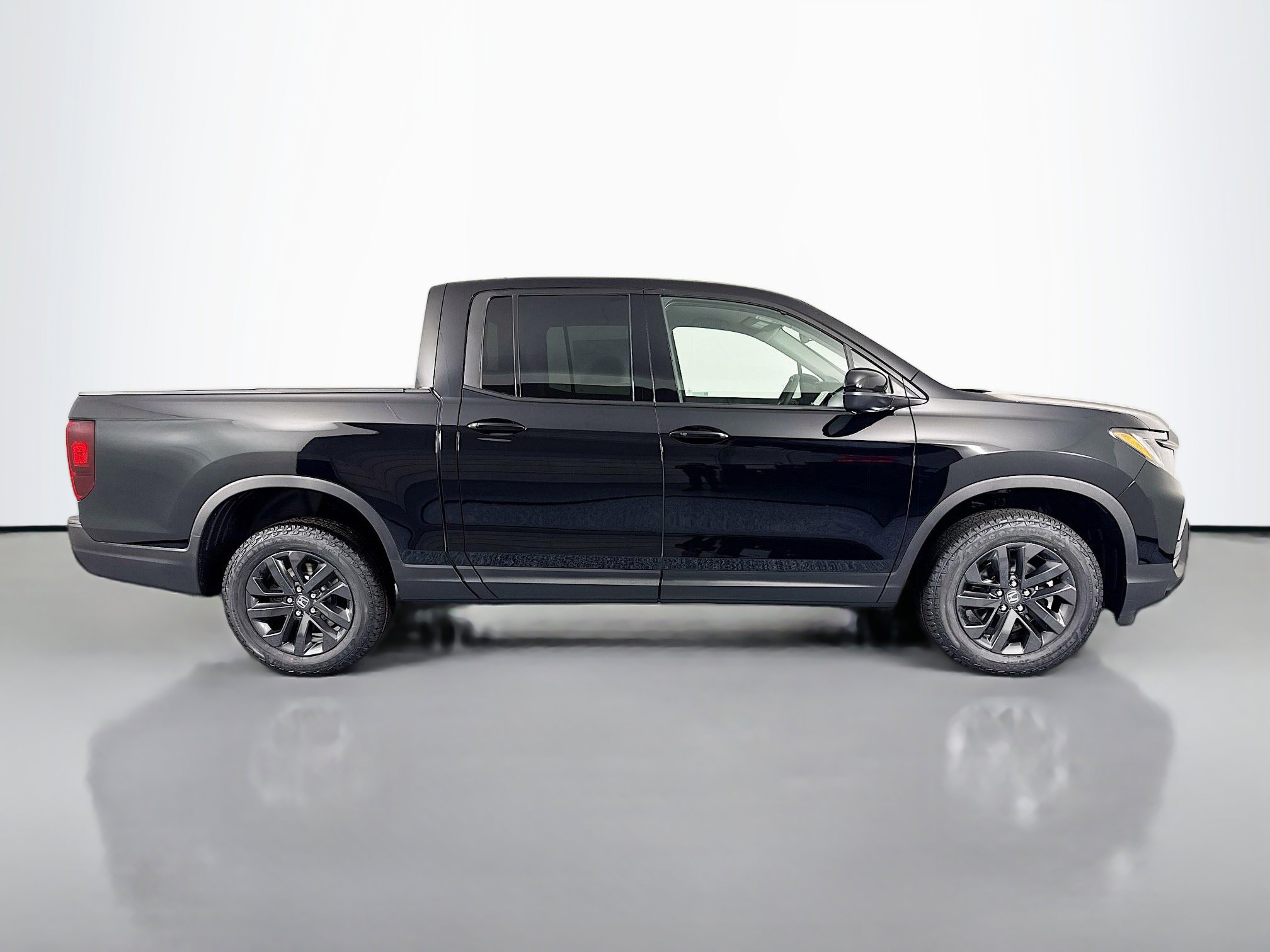 New 2026 Honda Ridgeline Sport image 4