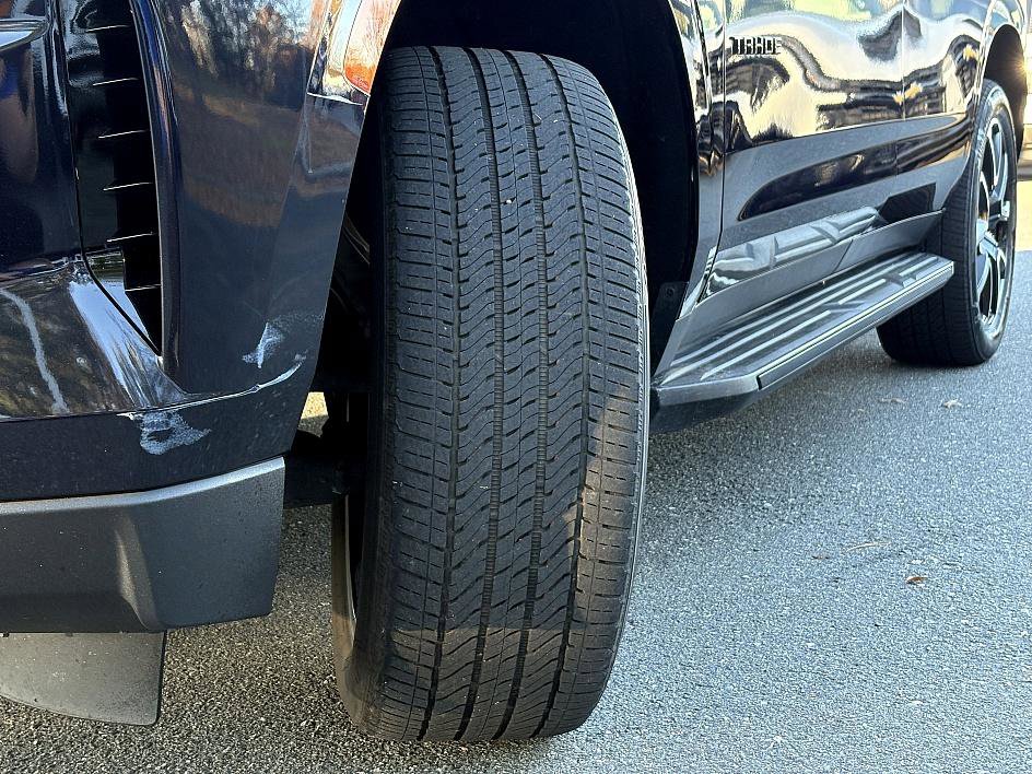 Used 2022 Chevrolet Tahoe RST w/ Sport Performance Package image 29