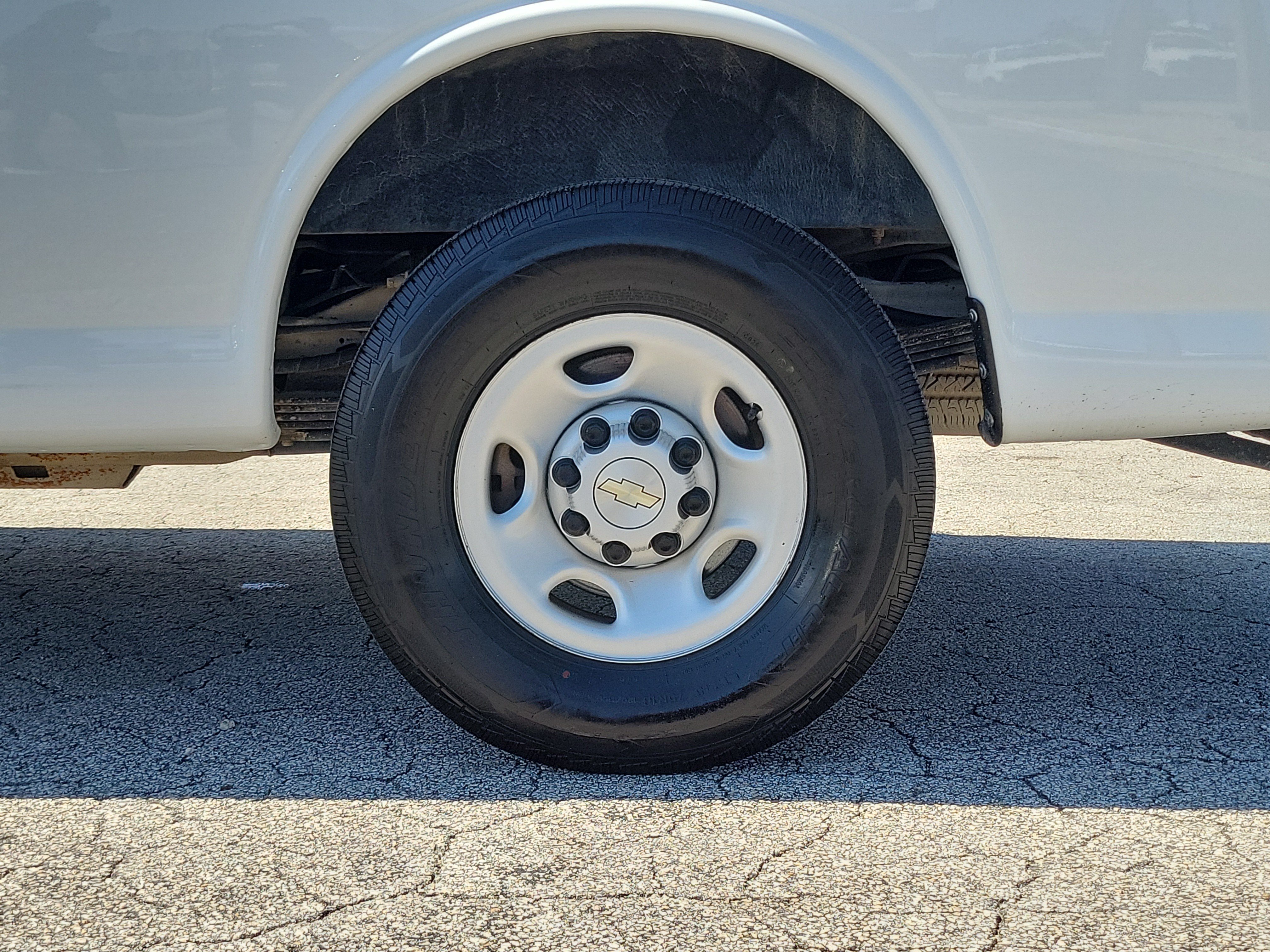 Used 2023 Chevrolet Express 3500 LS RWD image 7