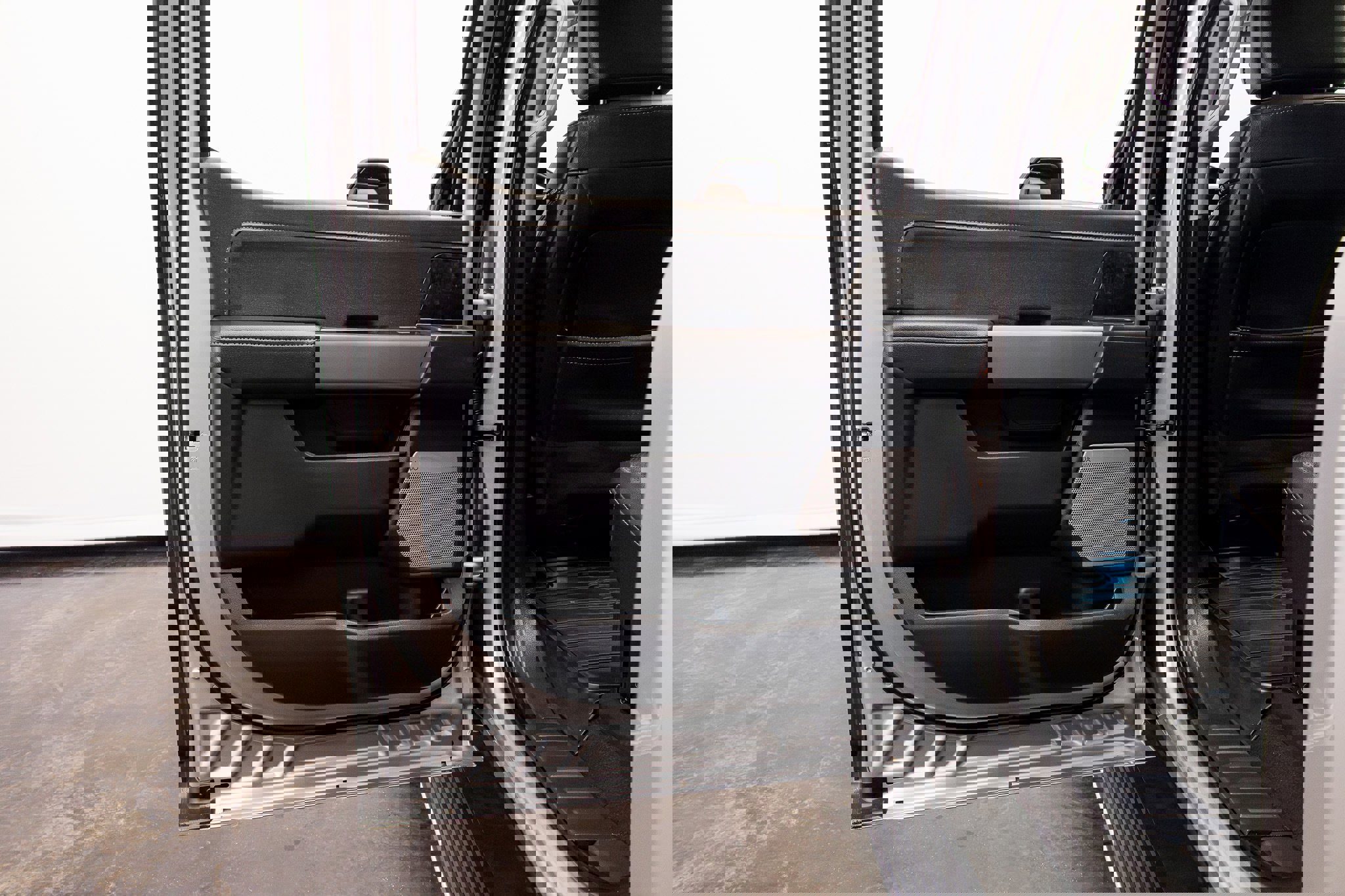 Used 2023 Ford F350 Lariat w/ Lariat Ultimate Package image 42