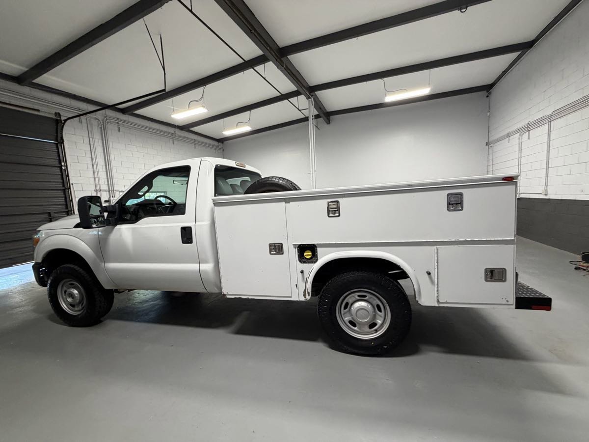 Used 2012 Ford F250 XL w/ Skid Plate Pkg AWD/4WD image 7