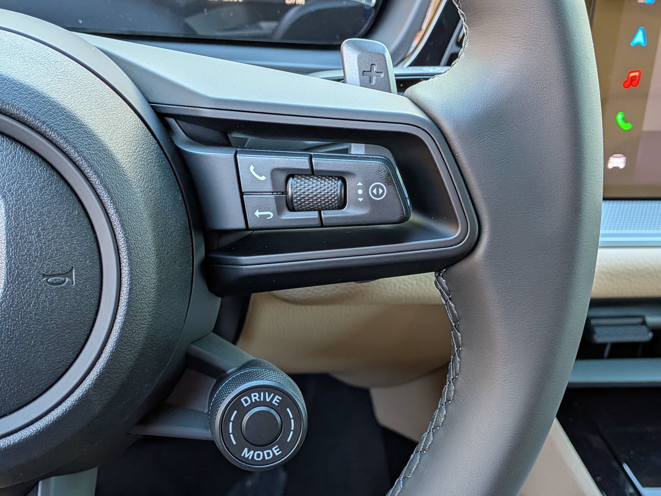New 2026 Porsche Cayenne Coupe AWD/4WD image 10