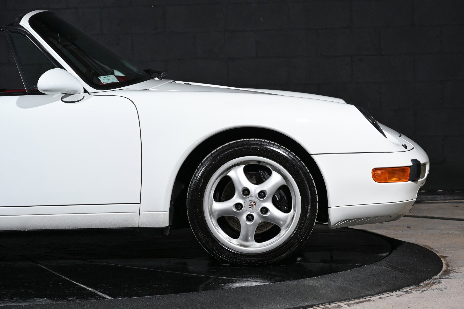 Used 1996 Porsche 911 Carrera image 29