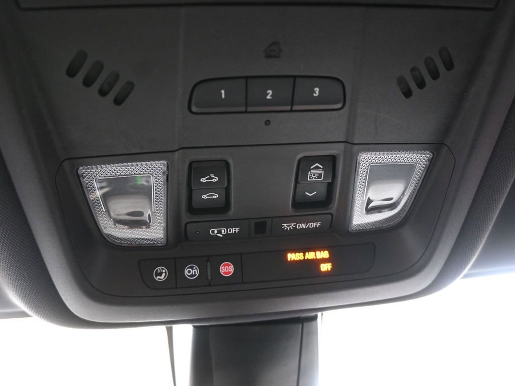 Used 2019 Chevrolet Blazer RS image 37