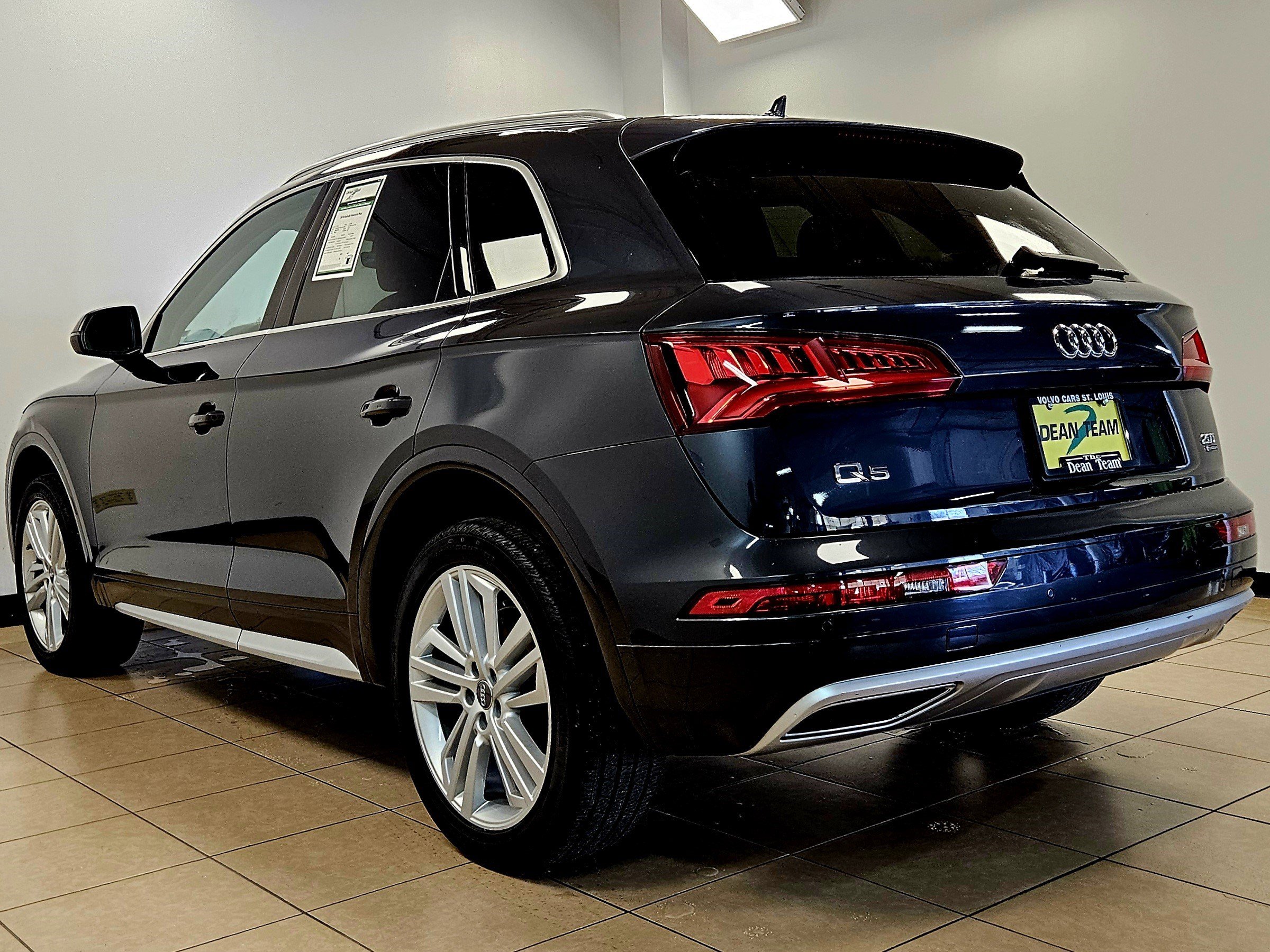Used 2018 Audi Q5 2.0T Premium Plus w/ Premium Plus Package image 5