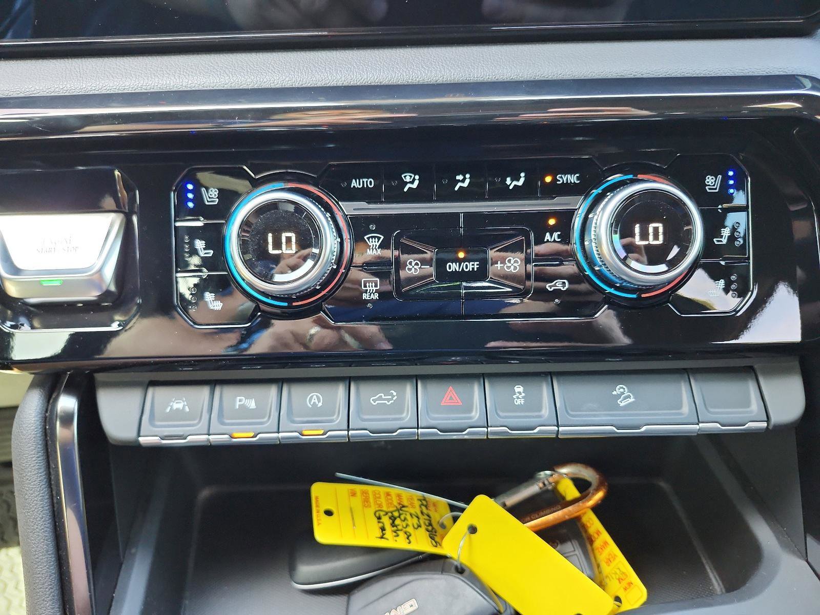 Used 2024 GMC Sierra 1500 AT4 w/ Technology Package image 22