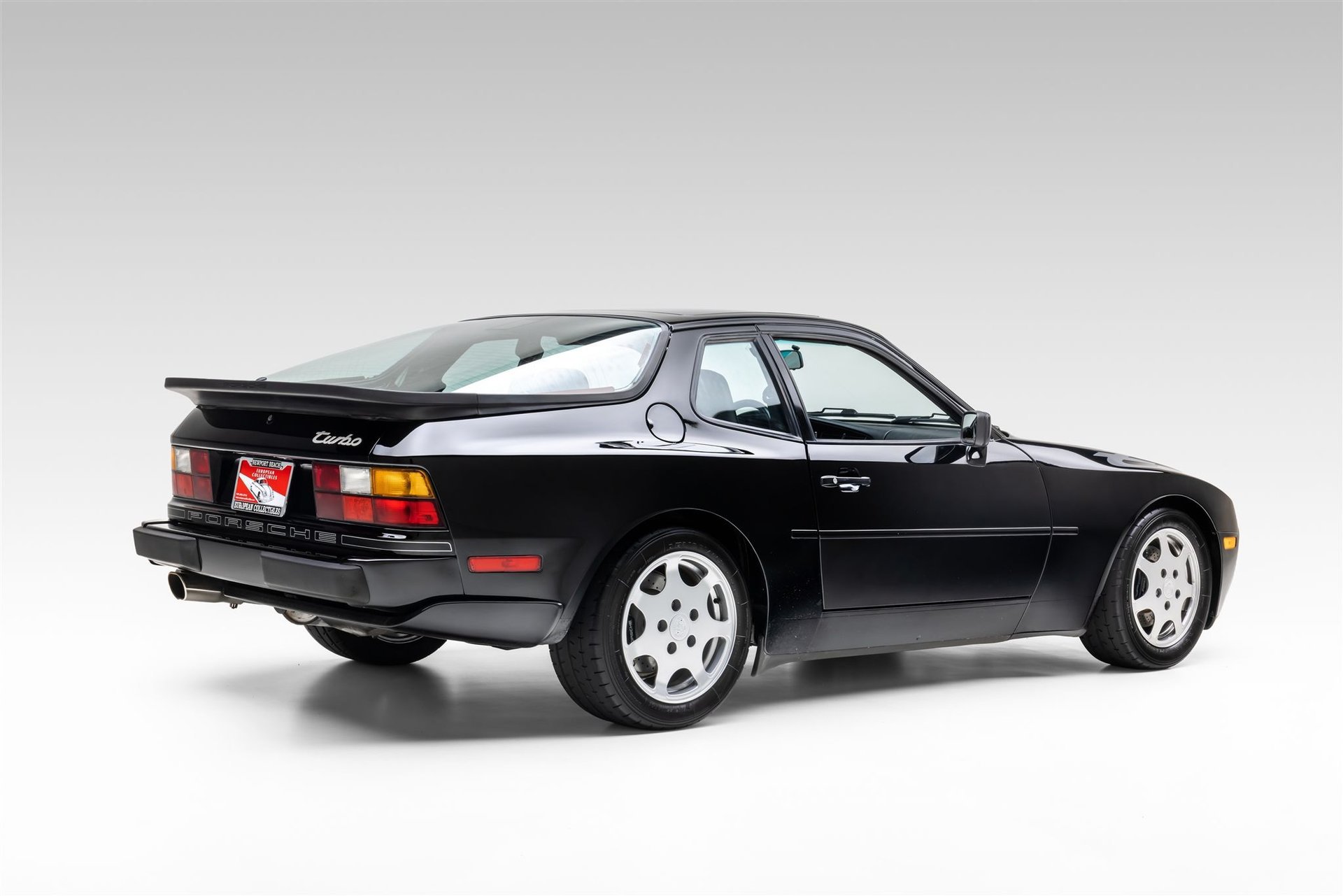 Used 1989 Porsche 944 Turbo RWD image 11