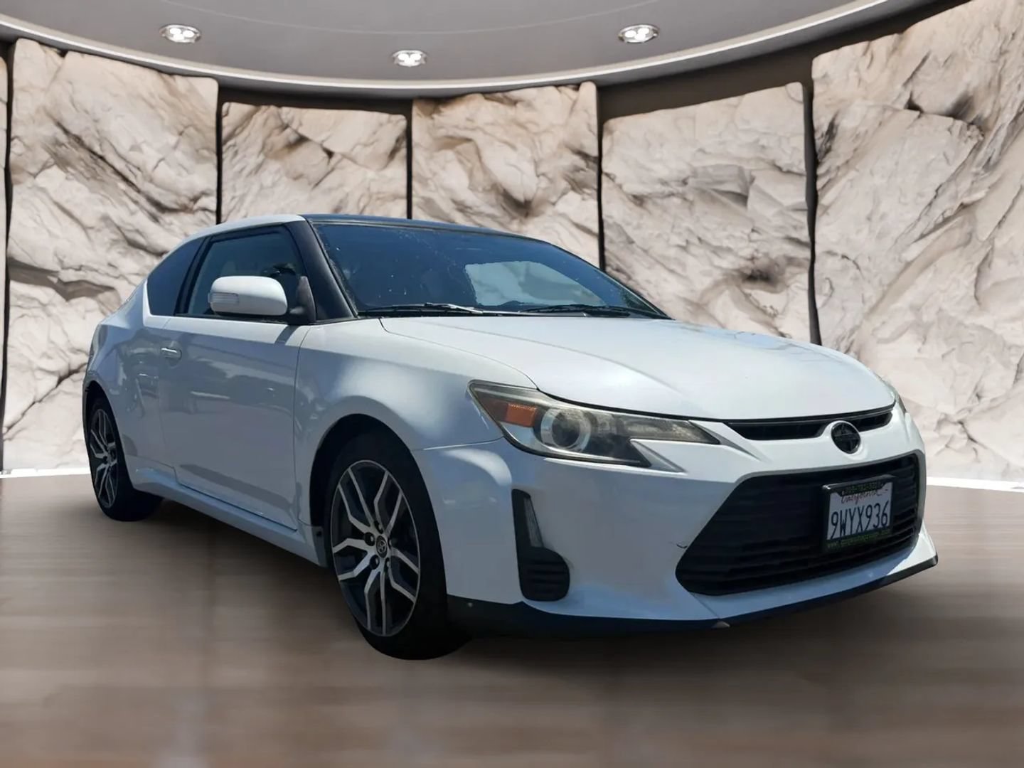 Used 2015 Scion tC FWD image 3