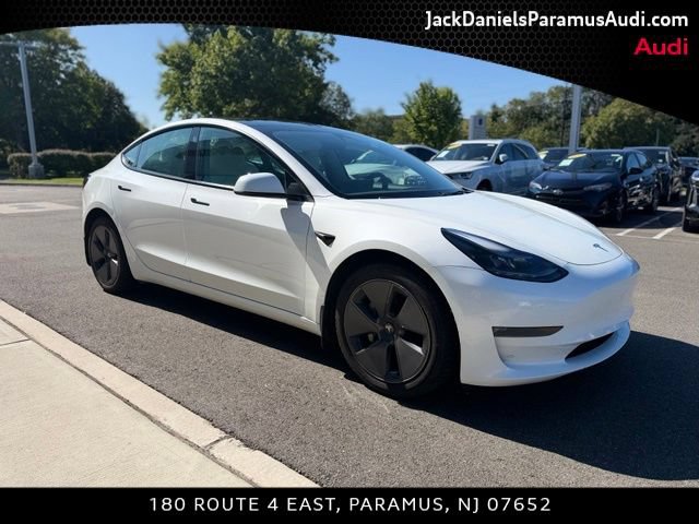Used 2023 Tesla Model 3 Standard Range RWD image 3