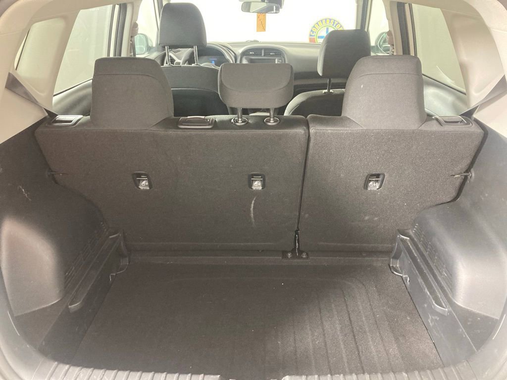 Certified 2025 Kia Soul LX w/ LX Technology Package FWD image 18