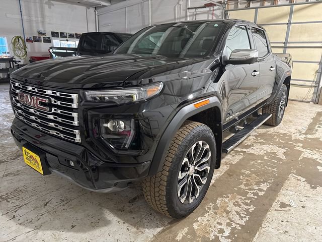 Used 2024 GMC Canyon Denali AWD/4WD image 8