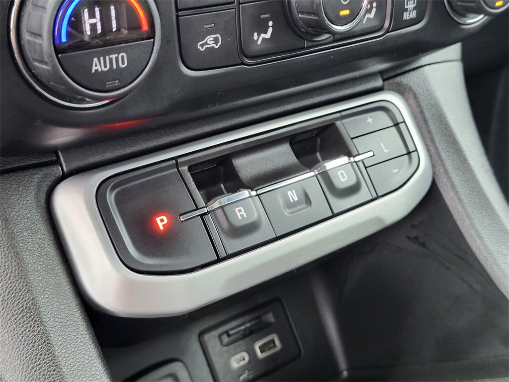 Used 2021 GMC Acadia SLT image 25