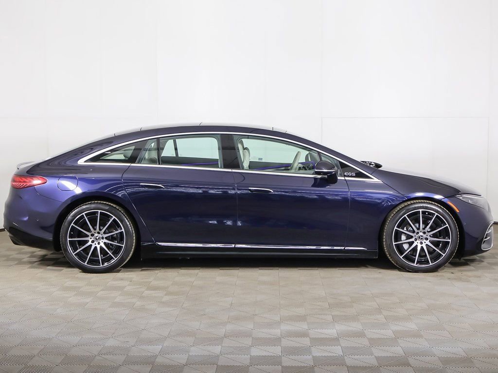 Used 2023 Mercedes-Benz EQS 580 4MATIC Sedan image 23