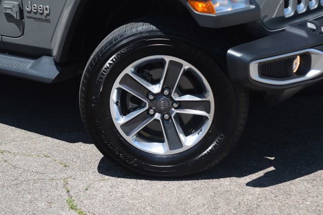 Used 2018 Jeep Wrangler Unlimited Sahara AWD/4WD image 29