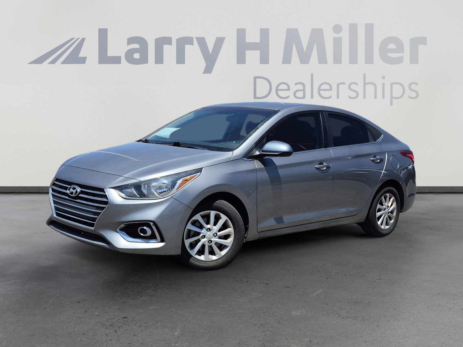 Used 2021 Hyundai Accent SEL FWD image 1