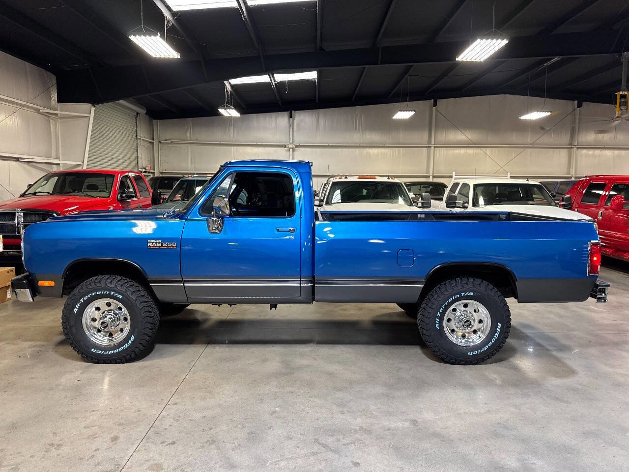 Used 1991 Dodge D/W Truck 250 image 3
