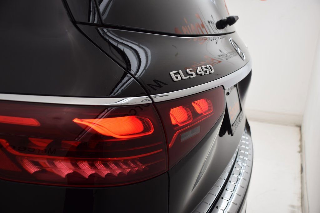 Used 2026 Mercedes-Benz GLS 450 4MATIC image 12