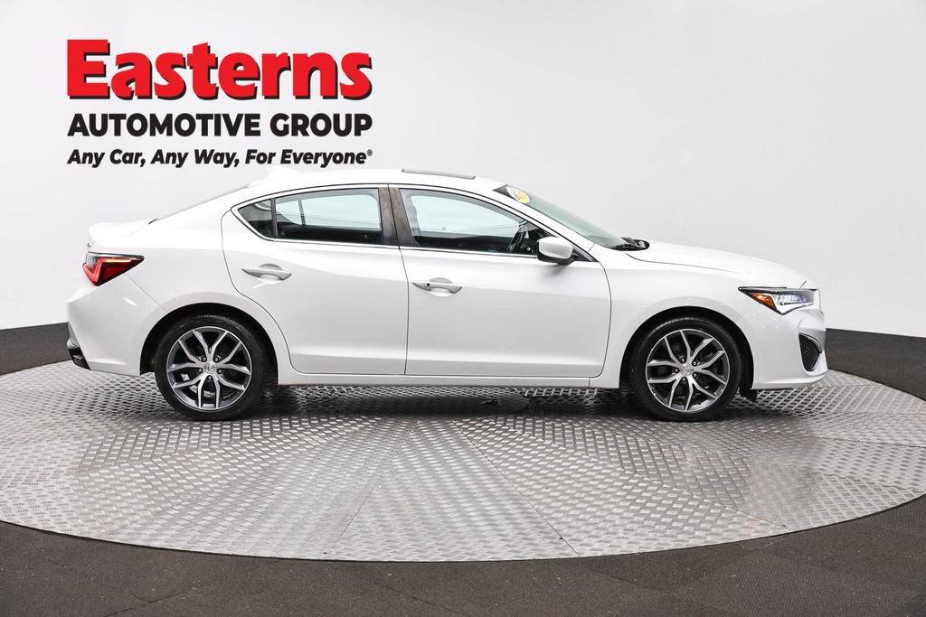 Used 2020 Acura ILX w/ Premium Package FWD image 4