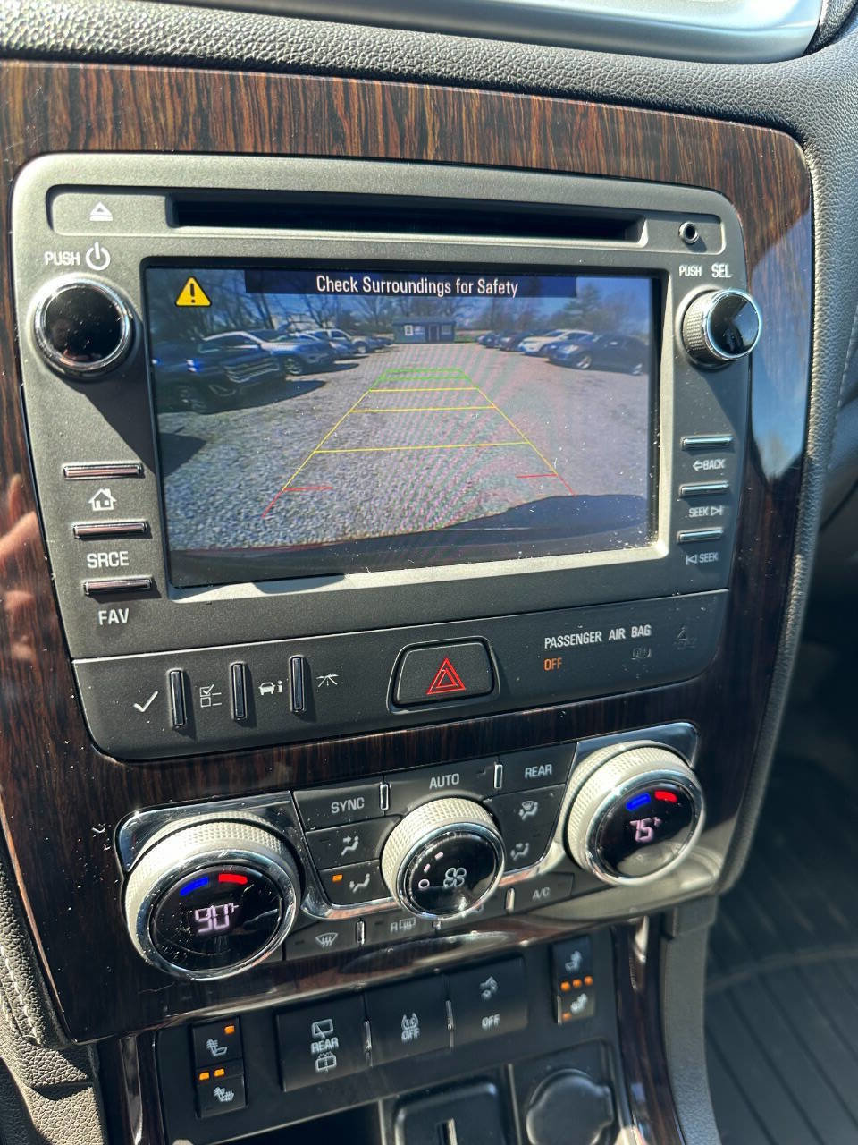 Used 2017 Chevrolet Traverse LT image 23