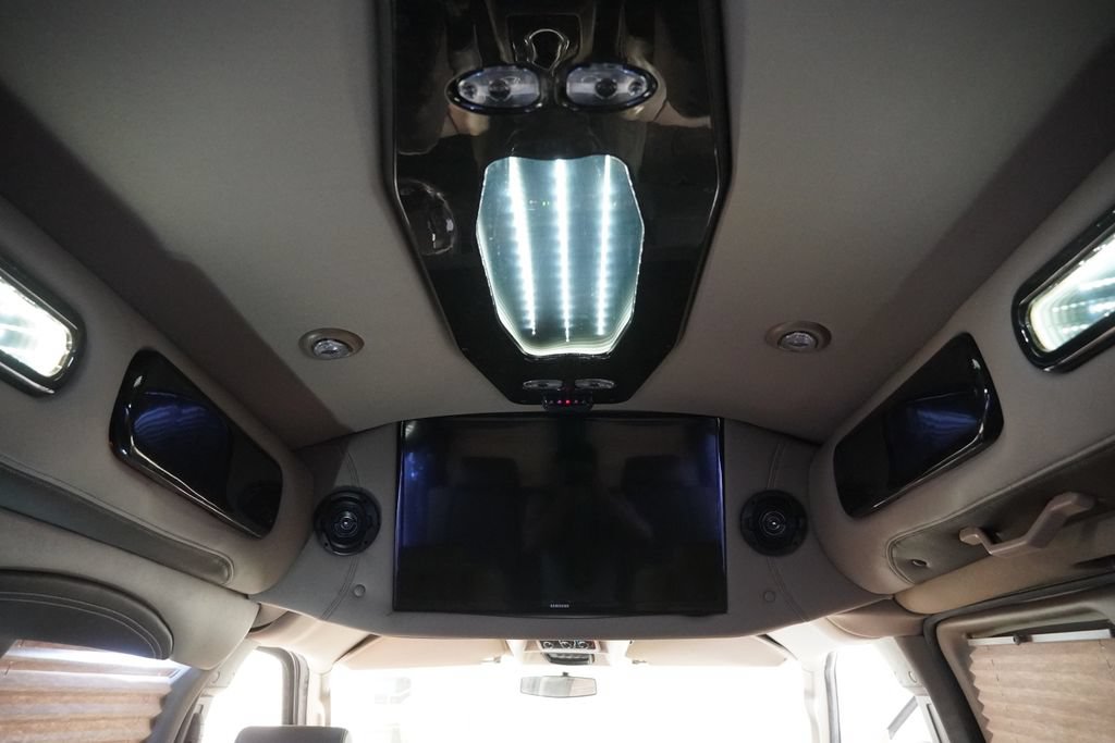 Used 2016 GMC Savana 2500 RWD image 34