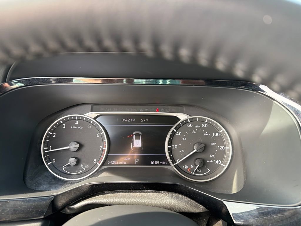 Used 2024 Nissan Pathfinder SV image 17