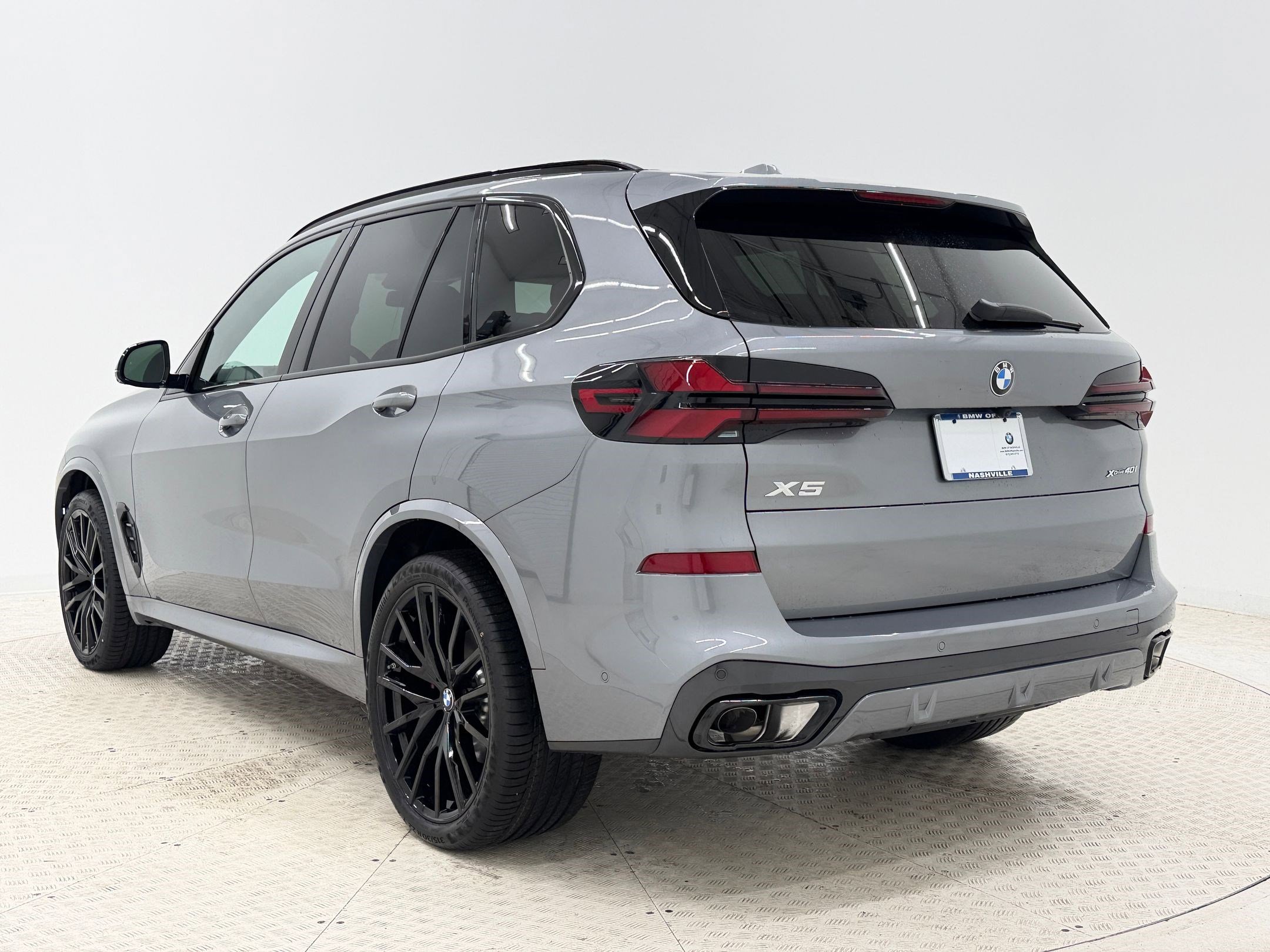 New 2026 BMW X5 xDrive40i AWD/4WD image 3