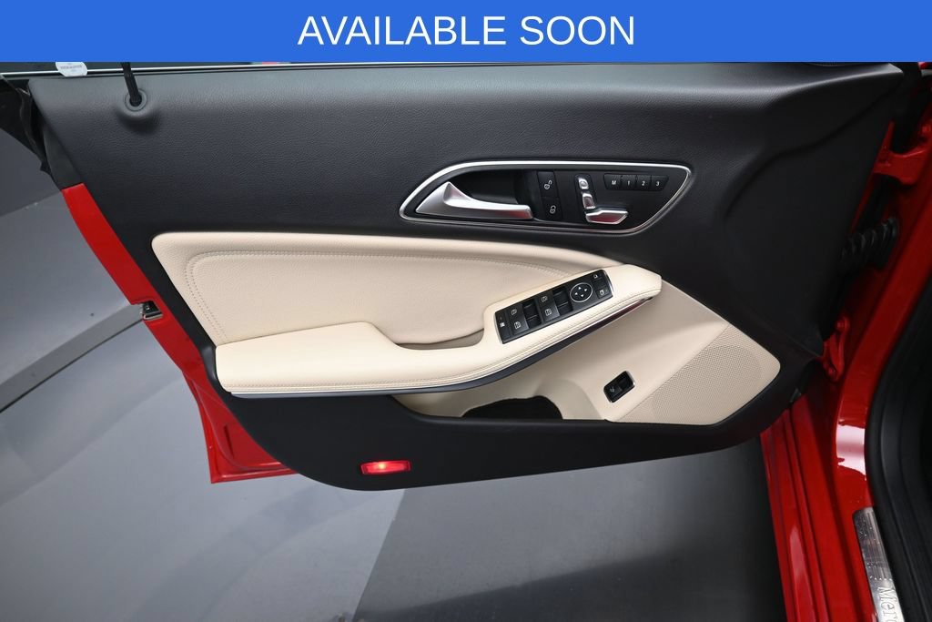 Used 2019 Mercedes-Benz CLA 250 4MATIC image 11